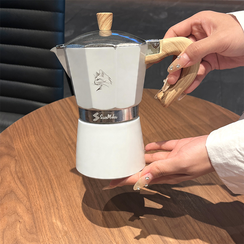Moka-Kanne 3/6 Tassen - Italie – Coffee Equipment Wdt Bewertung und Preis